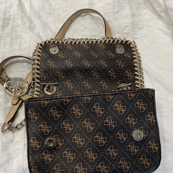 Guess Bag - Picture 3 of 5